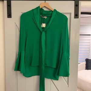 NWT Alice + Olivia Silk Meredith Blouse